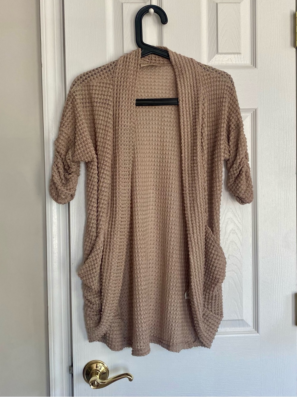 TAN 3/4 SLEEVE WAFFLE KNIT OPEN FRONT CARDIGAN WITH POCKETS
